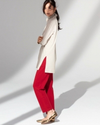 Ms. Arine is a very beautiful & elegant Japanese & Asian beauty fashion model, she is 173 cm, she is tall and slender, about her clothes, a white long-sleeved shirt and red trousers.