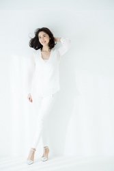 Ms. Keina Ashikubo's clothes are all white up and down, she is standing, she is a Japanese & Asian mature beauty fashion model, her height is 170 cm and her figure is very slim and beautiful, elegant.