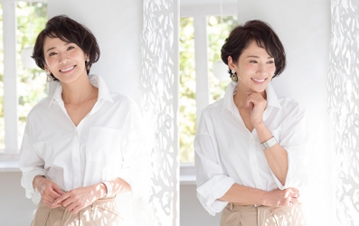 Ms. Tamaki is wearing a white blouse, beige skirt, her two photos are combined into one.