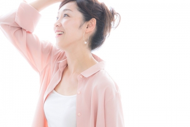 Ms. Namiri Ishiba is wearing a pink long-sleeved blouse, white shirt, she is a Japanese & Asian beautiful and elegant mature female fashion model.