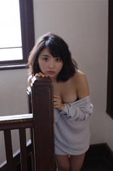 Ms. Nonomi Oie is wearing a white long-sleeved shirt, she is a Japanese & Asian fashion female model and TV entertainer, she used to be a gravure idol (bikini model, swimsuit model), her bust is 83cm and she has beautiful breasts.