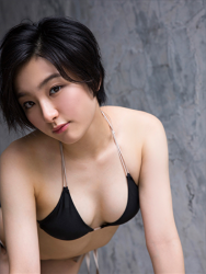 Ms, Yuusa is a beautiful & cute young Japanese & Asian gravure idol (swimwear model) & actress, wearing a black bikini swimsuit.
