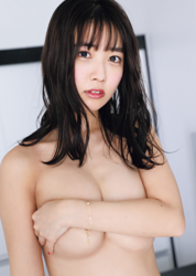 Ms. Kisara Amakura is a Japanese active idol, a very cute bikini model (gravure idol), an actress, and a TV personality, she is topless and hides her big boobs with her hands.
